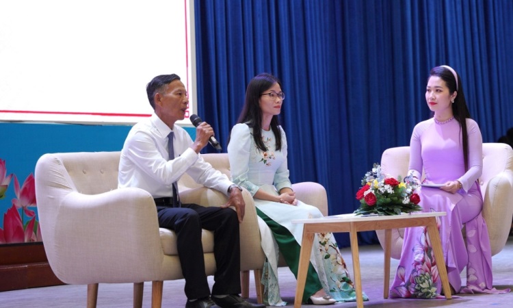 Tây Ninh: Học tập và làm theo Bác để mỗi đảng viên xứng đáng với sự tin cậy của nhân dân